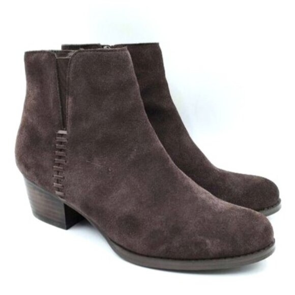 Vaneli Chocolate Brown Suede Ankle Booties sz 8.5 - Picture 1 of 8